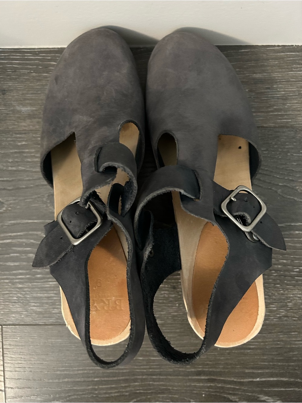 Women’s Navy T-Strap Mary Jane Clog Heels - Picture 5 of 6